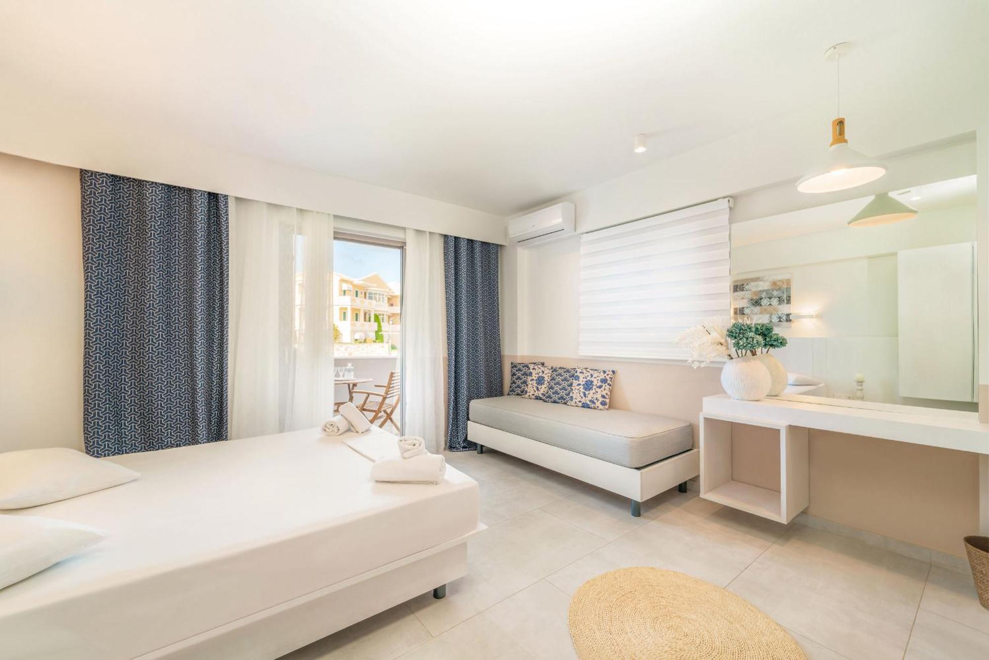 San Giovanni Beach Resort And Suites Agios Ioannis  Pokoj fotografie